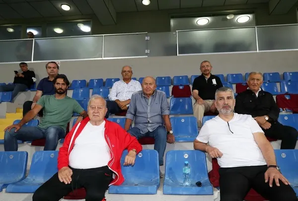 a-milli-futbol-takimi-en-iyi-3-olmak-icin-isvicre-maci-hazirliklarini-surdurdu-1624043839099.jpg