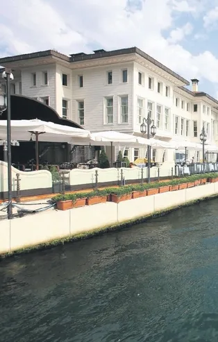 Galatasaray'ın eski başkanı Ünal Aysal'dan 50 milyon dolarlık veto