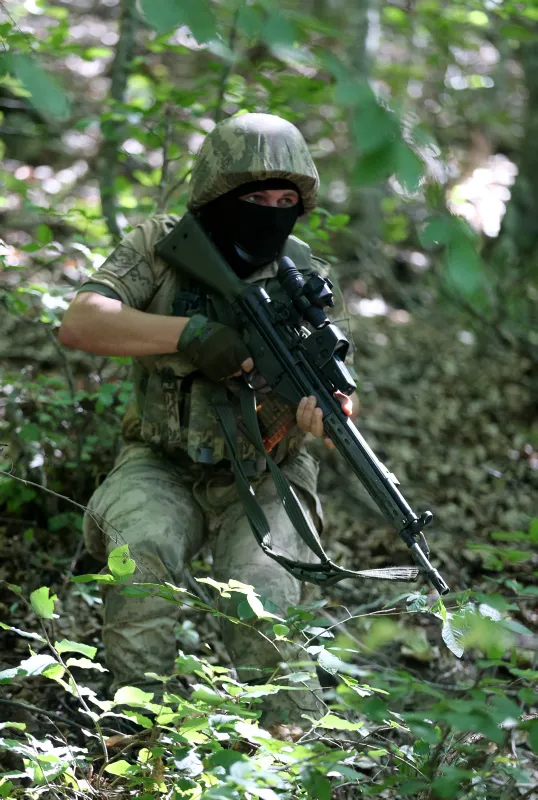 Karadeniz'de PKK'lı avı sürüyor! 'Kawa' yakalandı, JÖH'ler 'Aras'ın peşinde-8