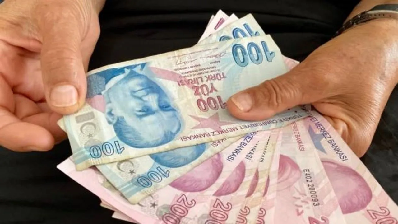 Emekliye asgari ücret farkı
