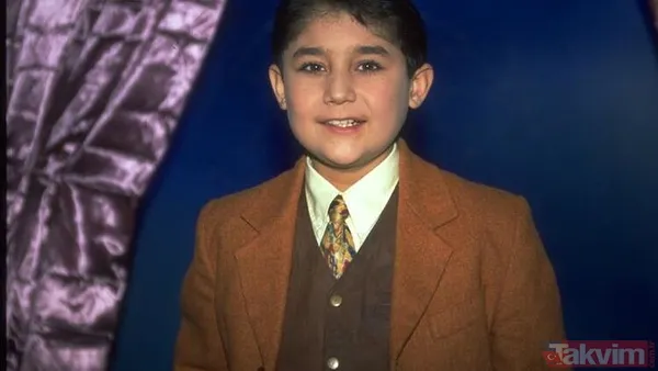 Hülya Avşar'ın kucağına oturmasıyla hafızalara kazınan İbrahim Tatlıses'in veliahtına bakın! Küçük İbo ortaya çıktı o artık 39 yaşında... - 4