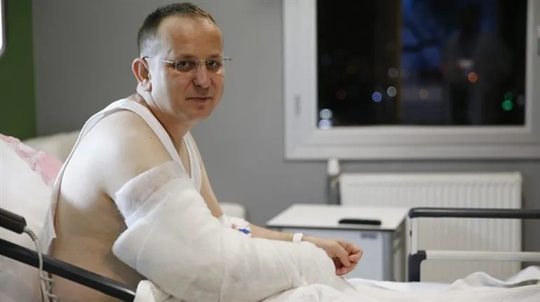 İki tankın önüne yatan Sabri'den haber var!