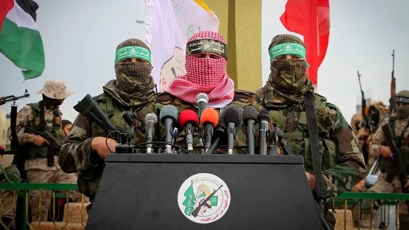hamas-gazzeye-saldirilarin-durmasi-halinde-tam-bir-anlasmaya-hazir-oldugunu-duyurdu-1717095106972.jpeg