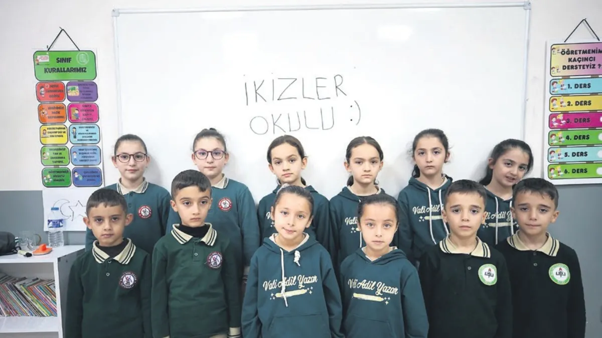 21 ikiz kardeş aynı okulda eğitim görüyor