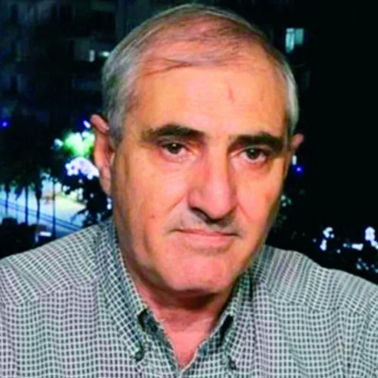 esedden-protestoculara-rusvet-teklifi-eylemi-birakana-tavuk-verilecek-1693721038764.jpeg Esed’den protestoculara rüşvet teklifi: Eylemi bırakana tavuk verilecek-2