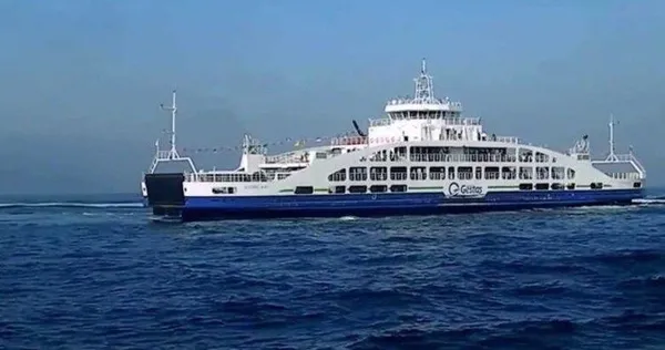 son-dakika-gokceada-ve-bozcaada-feribot-seferleri-firtina-nedeniyle-iptal-edildi-1617469529618.jpeg