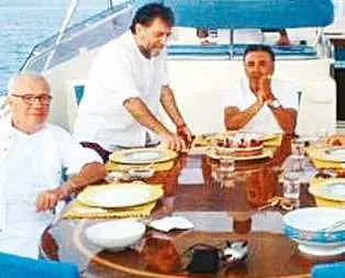 Ahmet Hakan yine yalana sarıldı