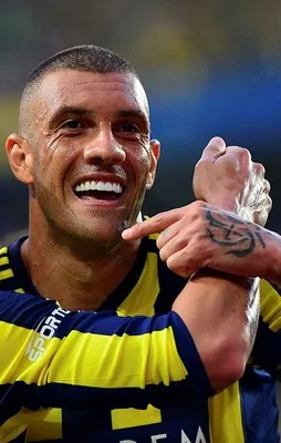 Fenerbahçe Konyaspor'u 3-2 mağlup etti