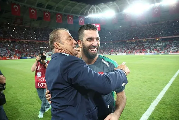 Arda Turan'dan koronavirüse yakalanan Fatih Terim ile ilgili duygusal paylaşım: "Dokunsalar ağlayacağım"-2