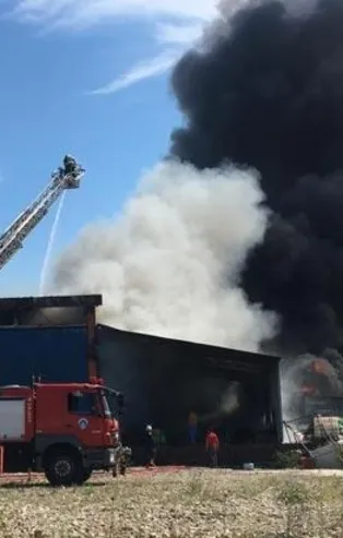 Bartın'da ayakkabı fabrikasında yangın!