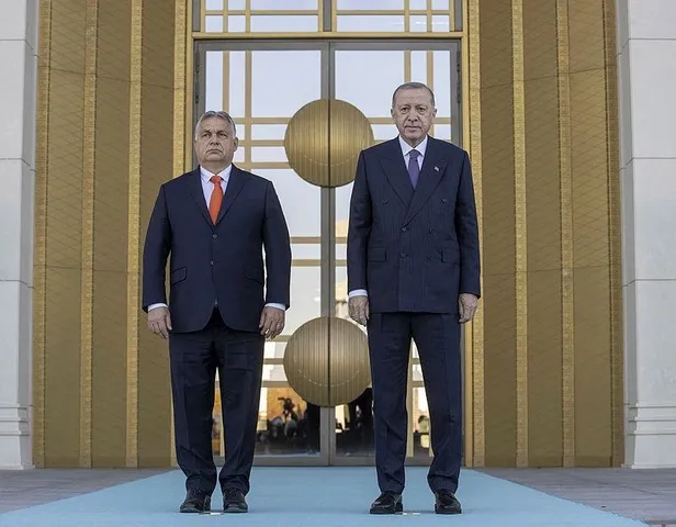Macaristan Başbakanı Victor Orban Ankara'da! Başkan Erdoğan resmi törenle karşıladı-2