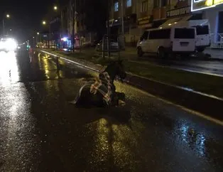 İstanbul’un göbeği! Minibüs ata çarptı