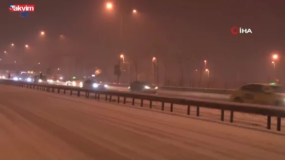 İstanbul'da kar geçişleri devam ediyor