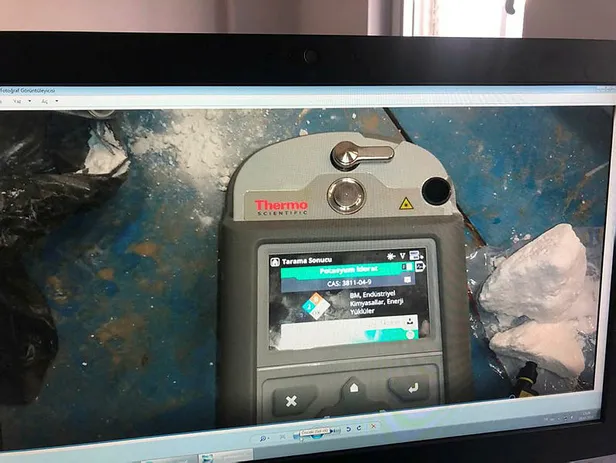 Hakkari Esendere Gümrük Kapısı'nda 221 kilo patlayıcı madde ele geçirildi-1