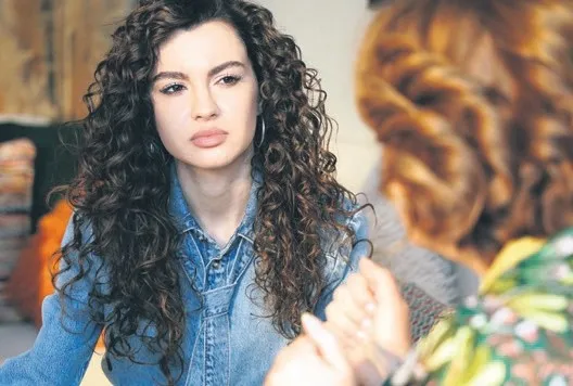 Mahir defileyi bastı