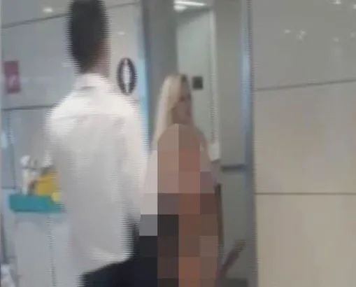 Atatürk Havalimanı’nda çıplak yolcu alarmı