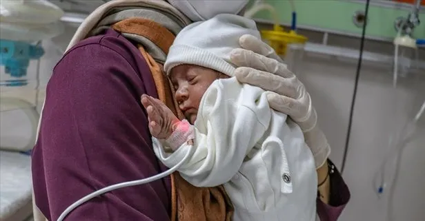 Hastanelerde Emzirme Destek Birimleri kurulacak