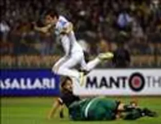 Yuvasına Dönen Futbolcular