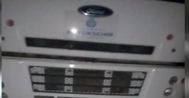 İBB logolu kamyona suçüstü! Kaçak döküm yaparken yakalandı!