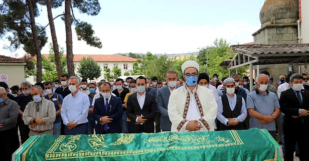 Eğitimci, mütefekkir, yazar ve fikir adamı Asım Gültekin Amasya'da son yolculuğuna uğurlandı