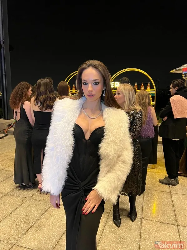 GQ MOTY 2025'te stil şov! Yılın enleri ve daha fazlası... İşte gecenin en çok konuşulanları - 16