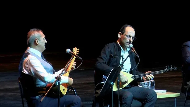 cumhurbaskanligi-sozcusu-ibrahim-kalin-istanbul-4-uluslararasi-halk-muzikleri-festivalinde-sahne-aldi-1664922130416.jpeg Cumhurbaşkanlığı Sözcüsü İbrahim Kalın İstanbul 4. Uluslararası Halk Müzikleri Festivali'nde sahne aldı-3
