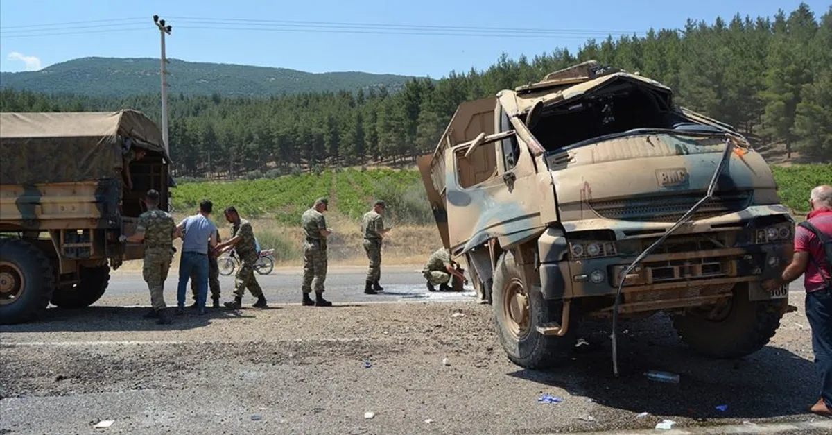 Gaziantep'te askeri araç devrildi: 2 yaralı