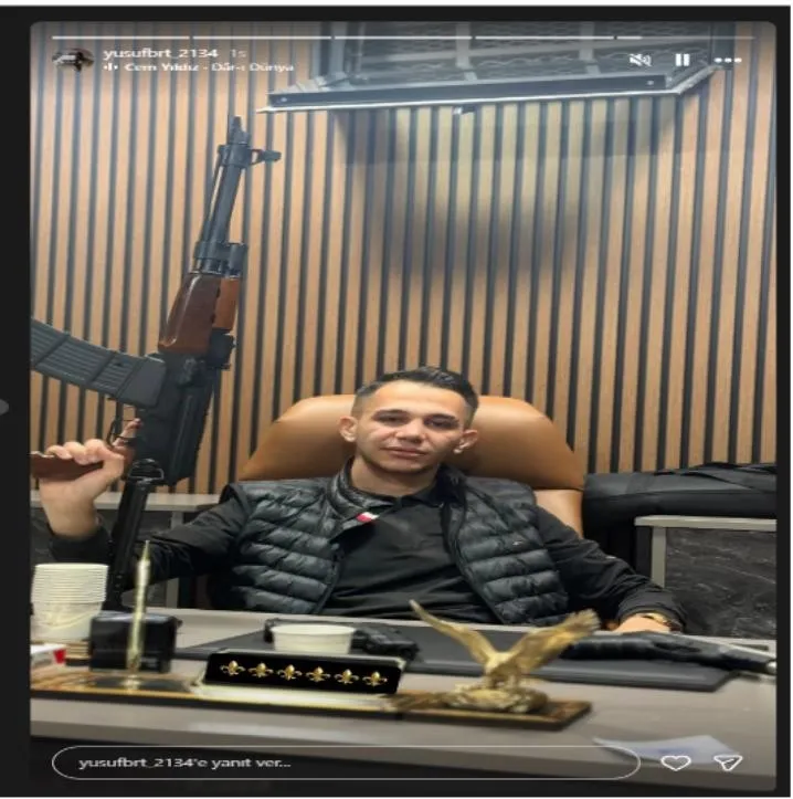 telegram-ve-instagram-uzerinden-tetikcilik-ilanlari-258-supheli-yakalandi-1781707942598.jpeg Telegram üzerinden tetikçilik ilanları: 258 şüpheli gözaltında! "Mekan kurşunlatmak isteyen yazsın"-3
