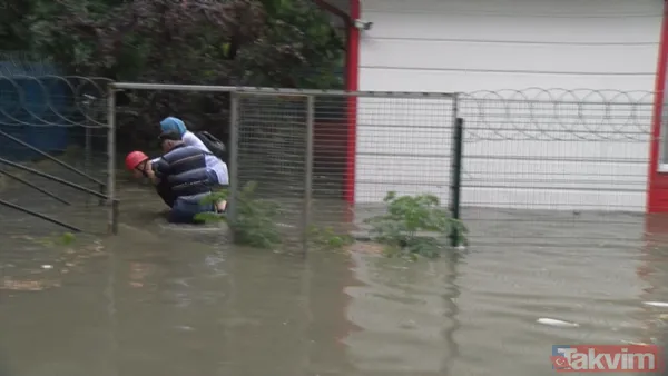 Meteoroloji uyarmıştı! Pendik'te araçlar mahsur kaldı, trafik durdu - 16