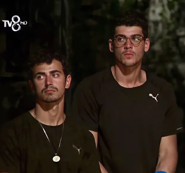 Survivor 2021 yarışmacısı çıka çıka bakın kim çıktı yarışma yarışma geziyor! Sevgilisiyle Ben Bilmem Eşim Bilir'e bile katılmış meğer Emin...-11