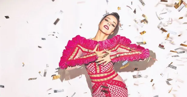 Günlerdir evinde olan Bengü her ana şükrediyor