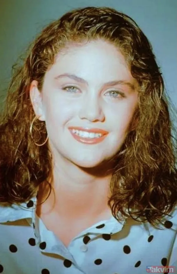 Yüzde 99 orijinal! 1995 Türkiye Güzeli Demet Şener’den iddialı çıkış! 13 yıllık eski eşi İbrahim Kutluay’dan 2 çocuğu olan Demet... - 24