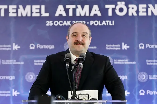 Sanayi ve Teknoloji Bakanı Mustafa Varank'tan İmamoğlu'na füze: Karla mücadele balık tuzlayarak yapılmaz
