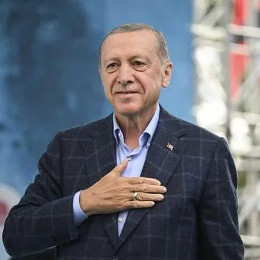 Başkan Erdoğan’dan 31 Mart mesajı: Milli iradenin tecelli aracı olan sandık, 85 milyon olarak hepimizin namusuna emanettir