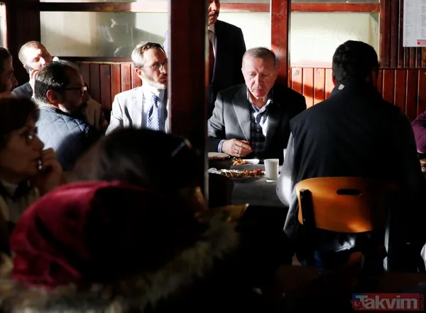 Başkan Erdoğan, tarihi Çınaraltı Çay Bahçesi'nde vatandaşlarla sohbet etti - 22