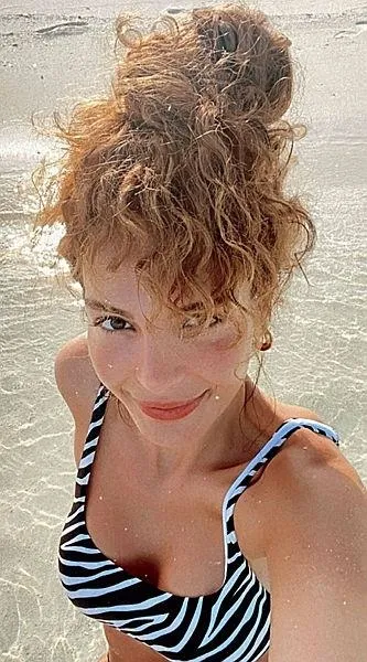 Destan’ın yıldızı Ebru Şahin’in ünü 5 kıtaya yayıldı! O ödüle aday gösterildi