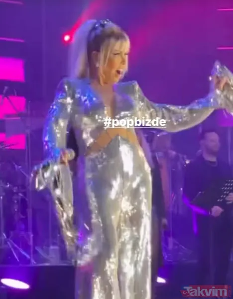 Süperstarlar kurtlarını böyle dökerler! 77 yaşındaki Ajda Pekkan kendini tutamadı göbek attı görenleri kendisine hayran bıraktı - 7