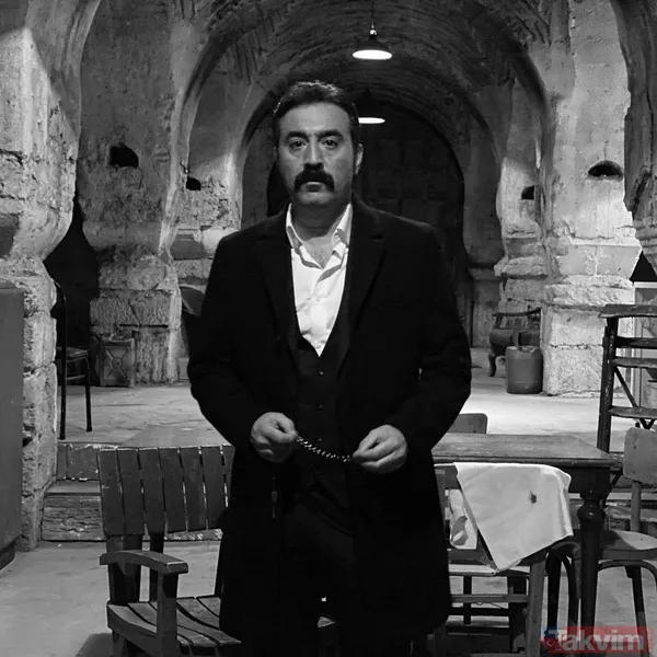 Mustafa Üstündağ'ın en güzel rolü: Babalık! Kuruluş Orhan'ın Demirhan'ı evli mutlu ve 2 çocuklu - 4