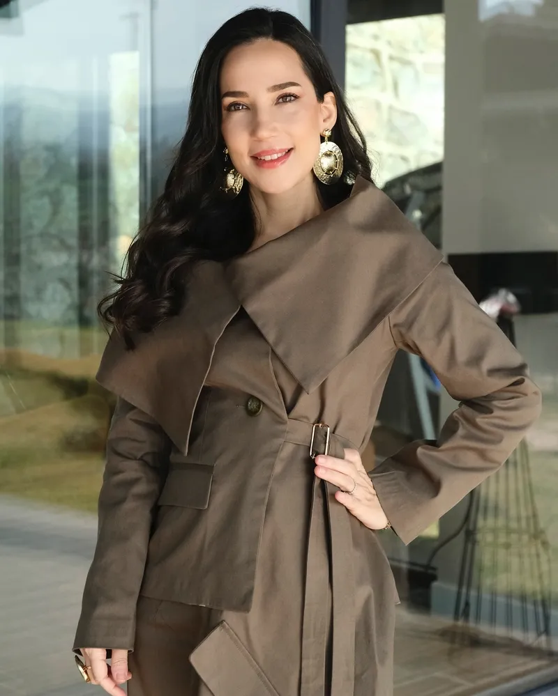 2-cocuk-annesi-ipek-acardan-mutlu-aile-pozu-kizi-ve-ogluyla-sosyal-medyayi-salladi-1744291916658.jpg Kaynak: Sosyal medya