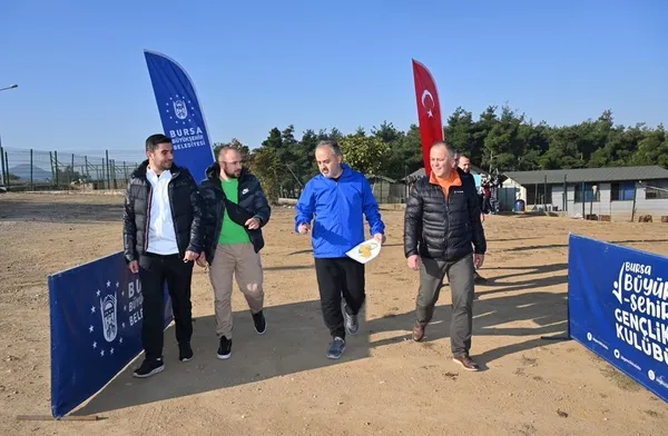 oryantiring-turnuvasinda-zamana-karsi-yaris-1669020153836.jpeg Oryantiring turnuvasında zamana karşı yarış-2