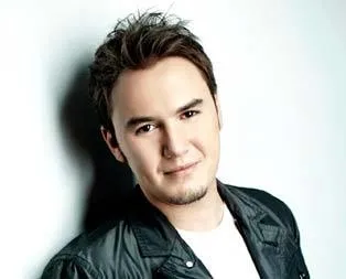 Betül için söyledi