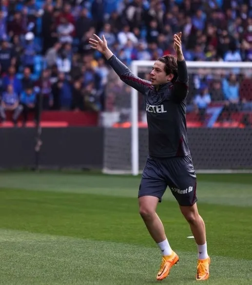 1658308028370.jpg Trabzonspor'un genç ismi Enis Destan Polonya yolunda-3