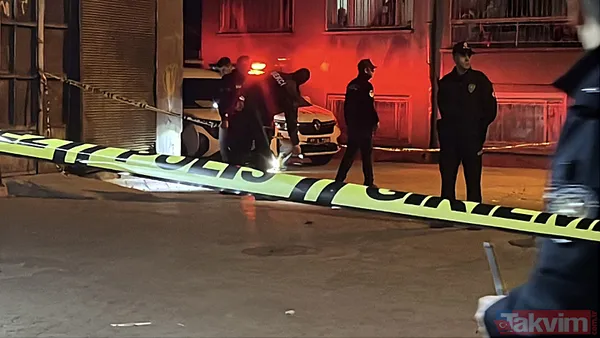 "Yan Bakma" Kavgası Çıktı Olay, Pazar Günü Saat 20.00 Sıralarında Merkez Karatay İlçesi Şemsi Tebrizi Mahallesi Baba Sultan Caddesi'nde Meydana Geldi. Taksiyle...
