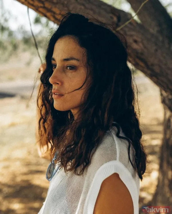 Cansu Tosun “O günü hiç unutmayacağım” deyip paylaştı! O sözler üzdü! Babası Serenay Sarıkaya’nın annesiyle yakalanmıştı... - 20