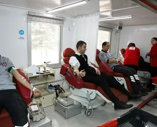 Kızılay'ın çağrısı sonrası vatandaşlar kan merkezlerine koştu! Türkiye genelinde Kahramanmaraş depremi için kan bağışı seferberliği