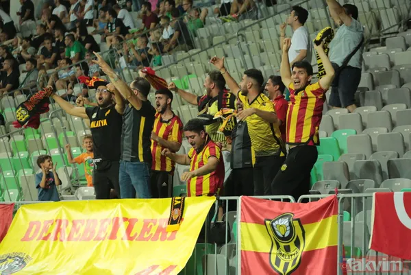 Malatyasporlu futbolcu Fabien Farnolle'e Slovenya'da ırkçı saldırı! - 25