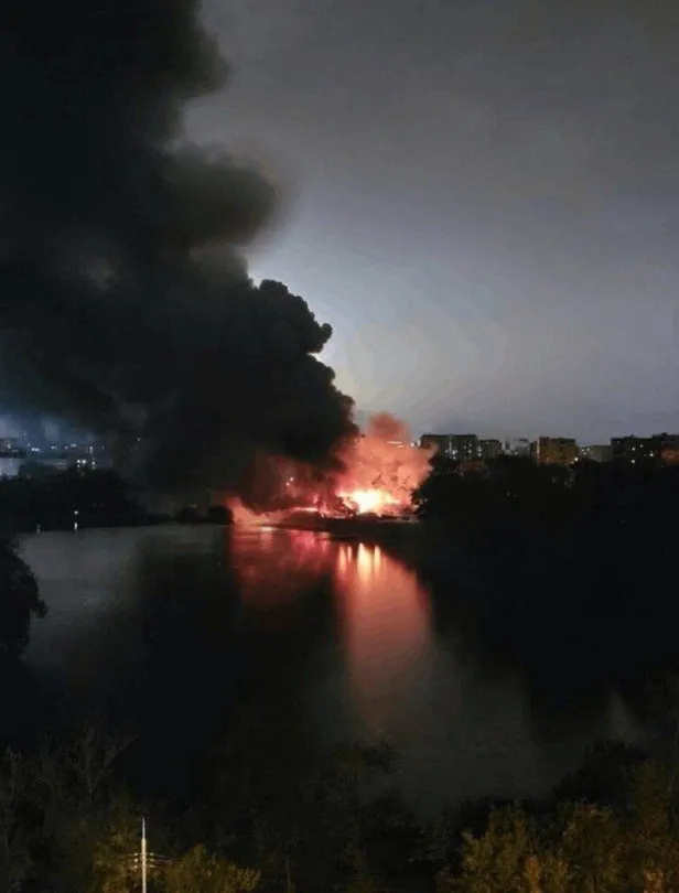 son-dakika-moskovada-federal-gumruk-servisinde-yangin-1694162128822.jpg Son dakika: Moskova’da Federal Gümrük Servisi’nde yangın!-1