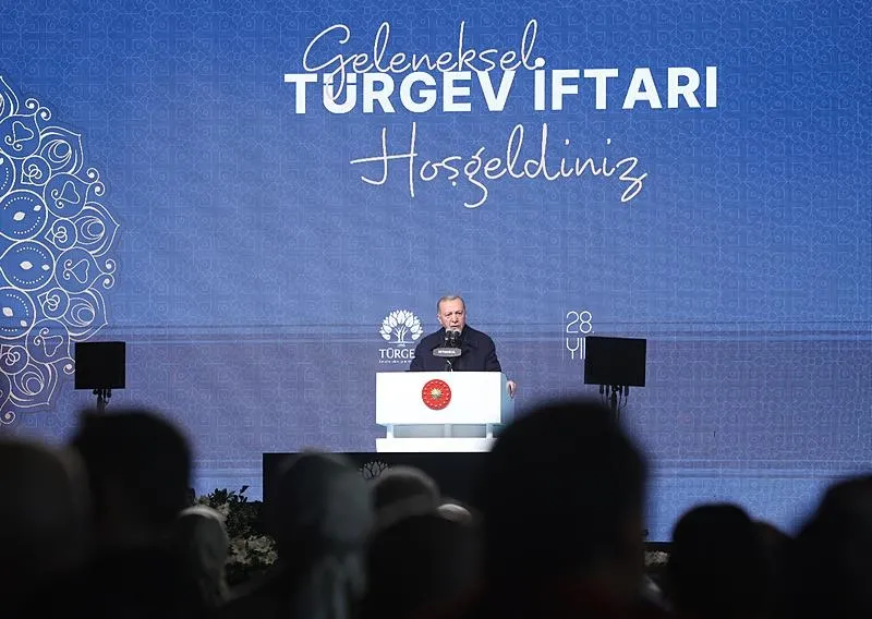 Başkan Erdoğan'dan geleneksel TÜRGEV iftarında önemli açıklamalar-10