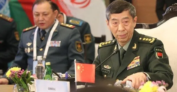 Çin'de 2. kayıp bakan vakası! İngiliz gazeteden ortalığı karıştıracak iddia