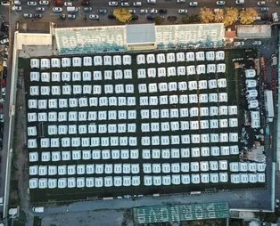 Devlet, milletini yalnız bırakmadı! İzmir'de depremin yaraları sarılıyor